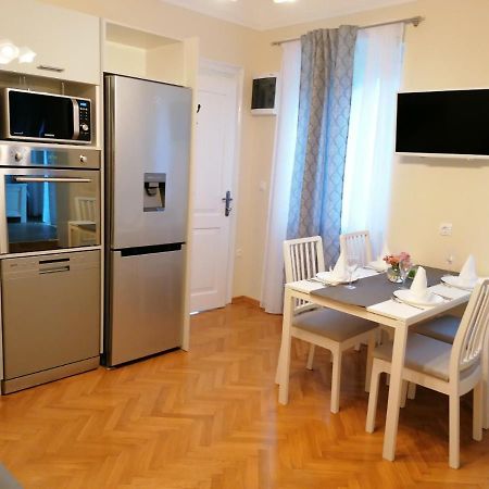 Apartman Lusetic Opatija Buitenkant foto