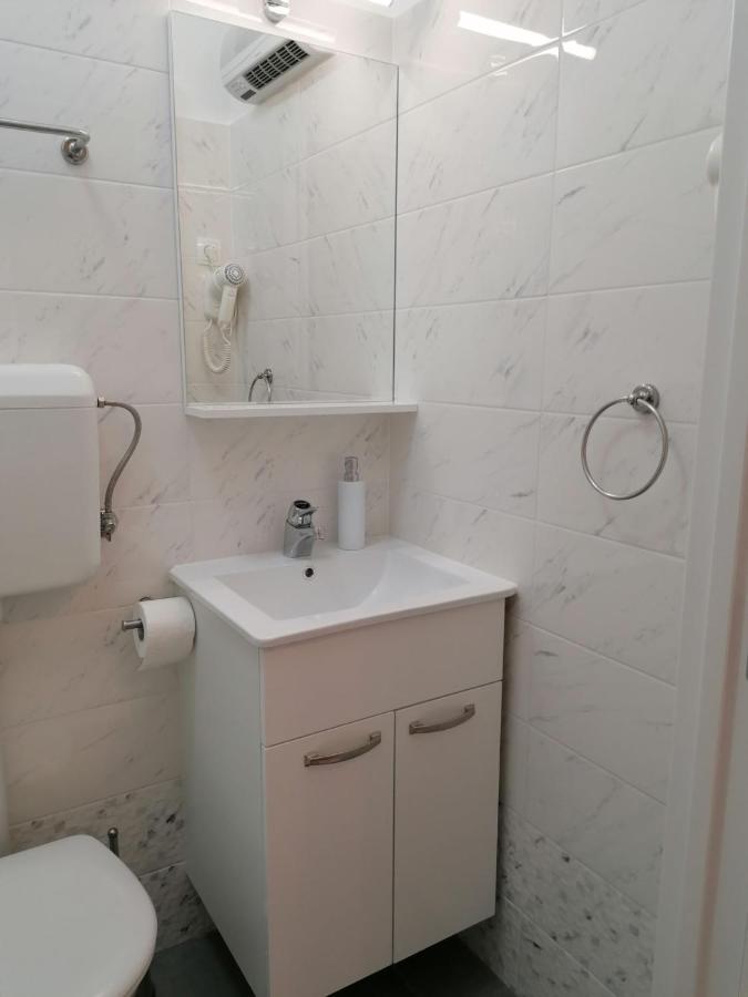Apartman Lusetic Opatija Buitenkant foto