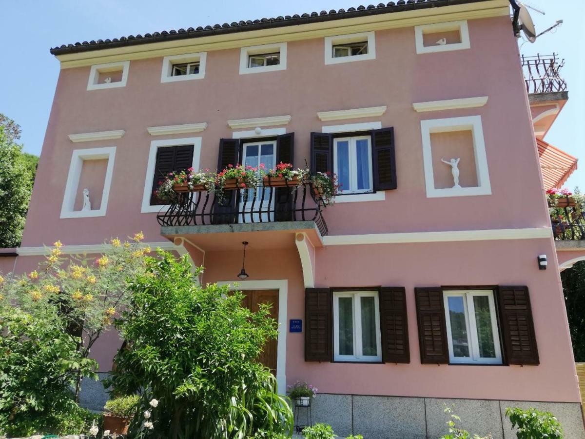 Apartman Lusetic Opatija Buitenkant foto